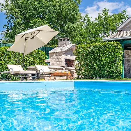 Amazing In Glavina Gornja Holiday home