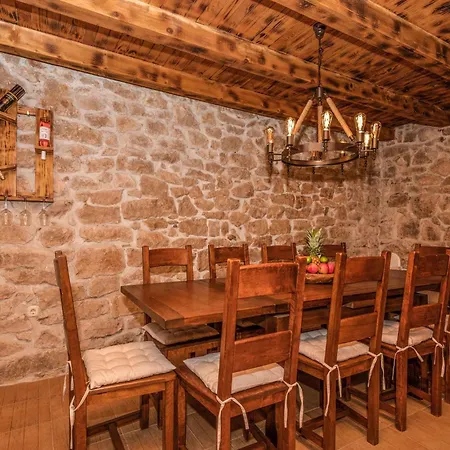 Feriehus Beautiful In Glavina Gornja